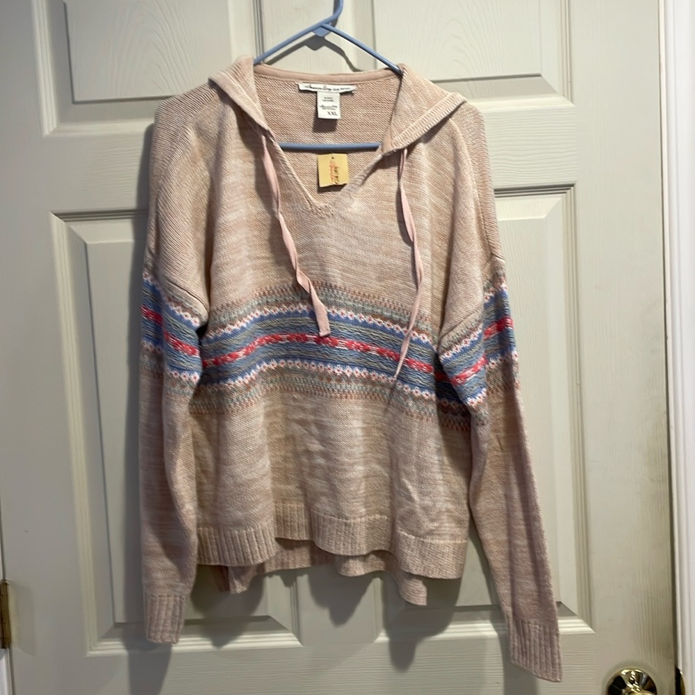 American rag hooded sweater with multicolored print
